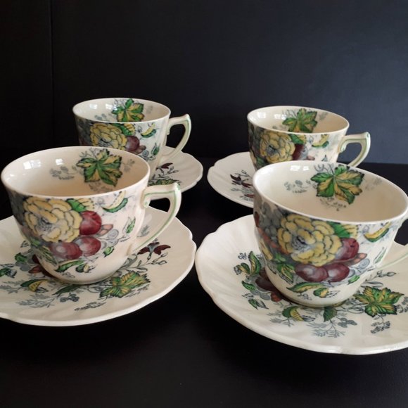 Set of 4 Royal Doulton Demitasse Cup Saucer The Kirkwood Flowers & Fruits design - Picture 1 of 8
